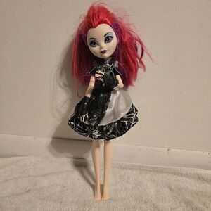 Ever After High Raven Queen Doll Kids OS Purple Black Silver Getting Fairest